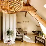 RUIMTEZICHT cosy appartement with sauna